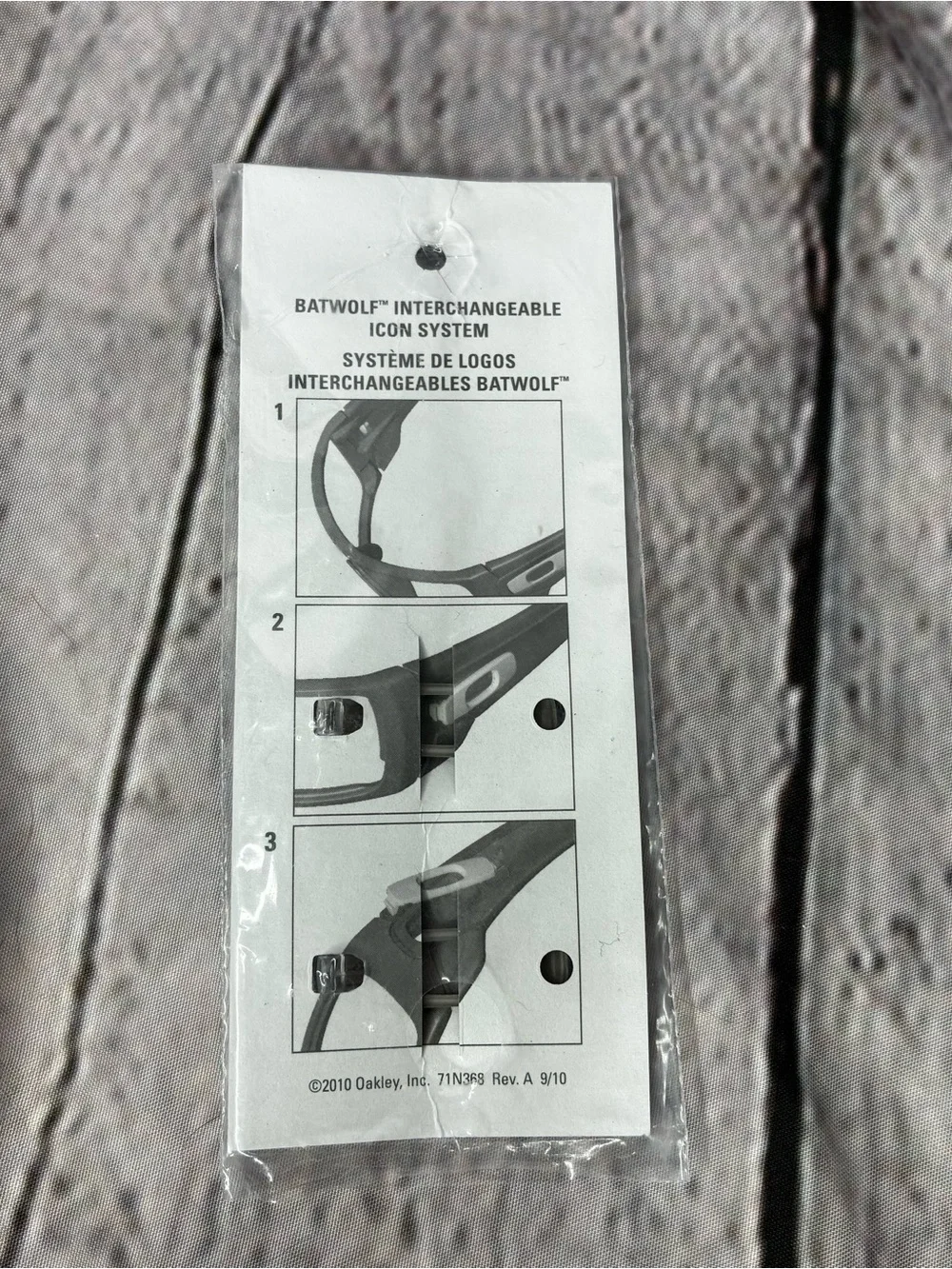 NEW Authentic Oakley‎ Batwolf Interchangeable Replacement Icons Logo Chrome 2010